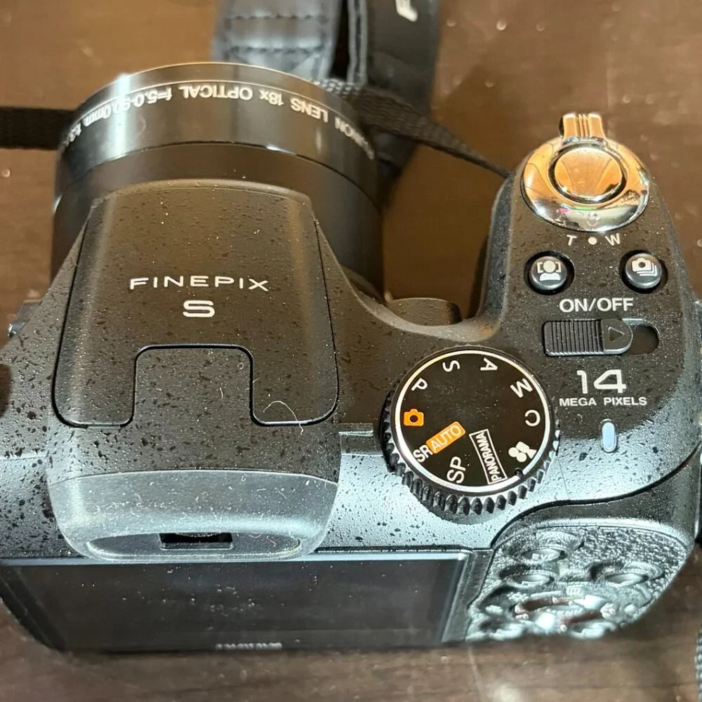 Fujifilm FinePix S-Series S2940WM Digital Camera w Case - Black- Tested Working
